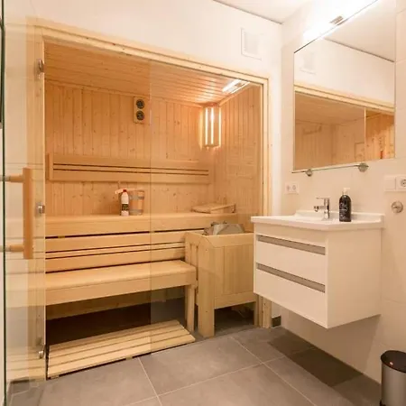 Westendpalais App 03 塞巴特黑灵斯多夫